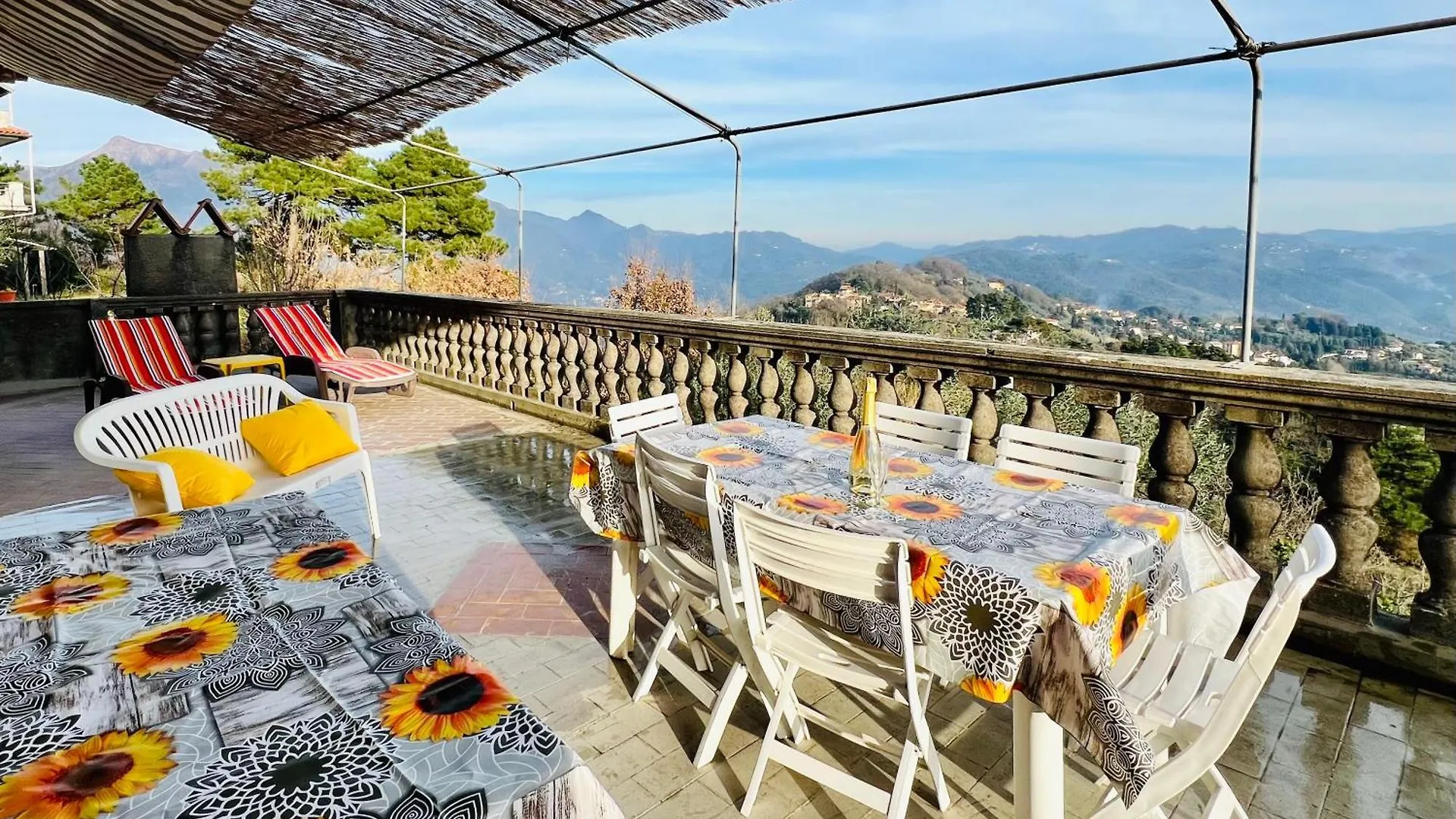 Holiday home Villa Girasole Corsanico-Bargecchia Italy