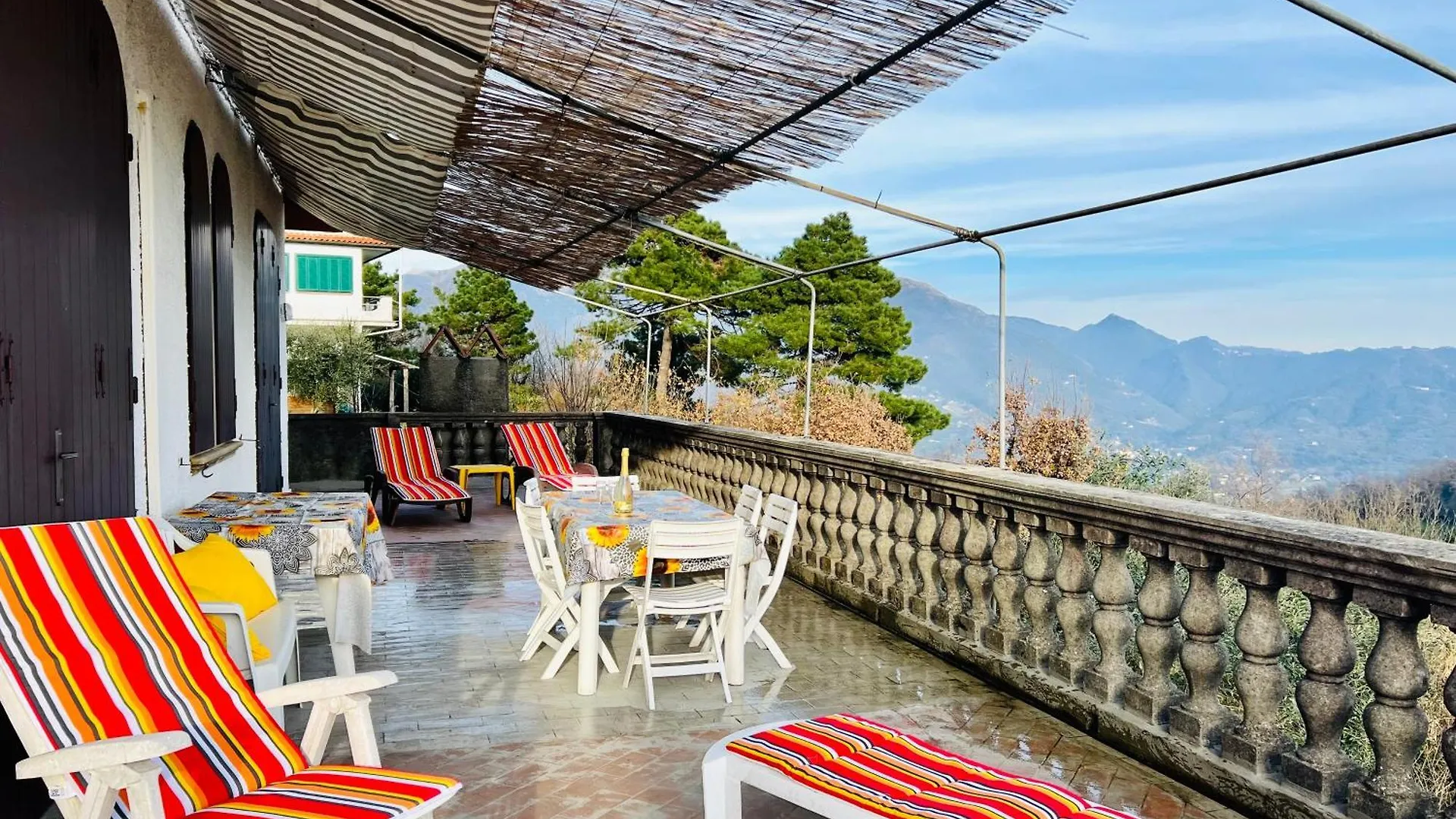 Holiday home Villa Girasole Corsanico-Bargecchia Italy